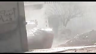 Cameraman's Close Call | SAA T-72 in Homs | Apr 4, 2012 | RCF