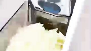 Alat untuk memotong sayur dan buah