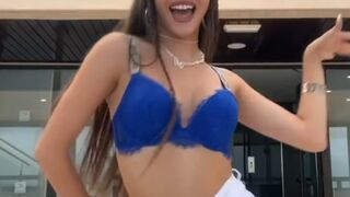 Dance very nice girl