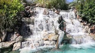 Putri duyung yang di kutuk menjadi batu