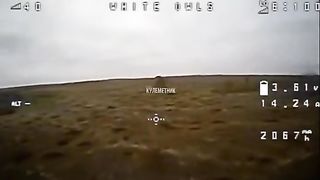Ukraine Russia War | Kamikaze Drone Strikes Russian MG Position | Shaitanka River | Novoma | RCF