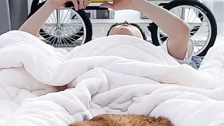고양이가 찐으로 놀라면 보이는 반응