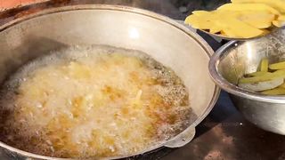 A Whole Bunch Of KFC Buckets In The Village! The Very Recipe That Everyone Loves!