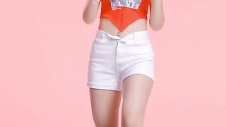I love my body❤️ #화사 #hwasa #ilovemybody #ilovemybodychallenge #kpop #dancechallenge #onepickent