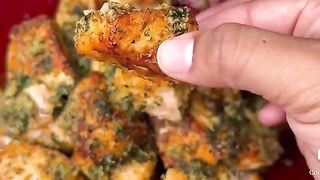 Air fried Garlic Parmesan Salmon Bites