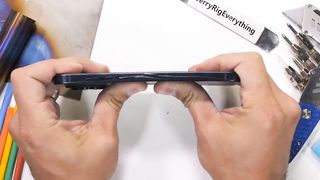 iPhone 15 2