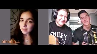 БАЯНИСТ расстрогал ДЕВУШКУ ИЗ УКРАИНЫ в ЧАТ РУЛЕТКЕ ft. Гитара с нуля ()