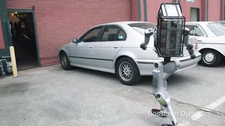 Новый робот теперь может дать отпор!
