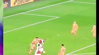 Football, skill ozile in football