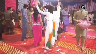 Baghan Vech Bulbul Boly Mehfil Dance Mujhra