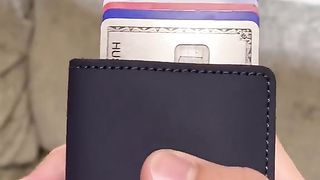 Slim Wallet ! cool gadgets for students