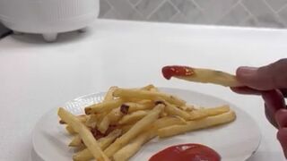 Homemade ketchup ( subscribe &  on add please )