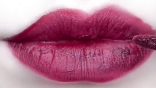 Lip makeup ????