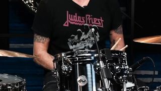 Chad Smith and Dua Lipa...why !!