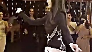 awesome dance beautiful girls