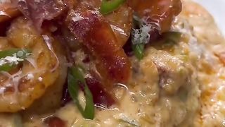Mouthwatering Shrimp and Grits shrimp