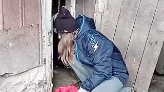 ****""