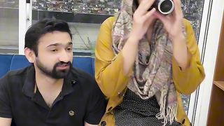 Zaher Hi Pee Raha Thaa Kih