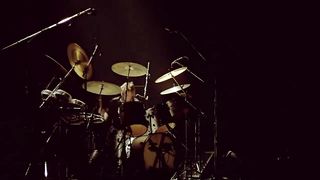 WE WILL ROCK YOU - QUEEN
