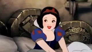 Enchanted Escape | "Snow White in the Haunted Forest" - A Tale of Courage and Magic | FunFM