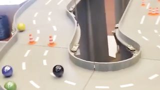 Choose your marble.---- _marblerace _race _marblerun(720P_HD).
