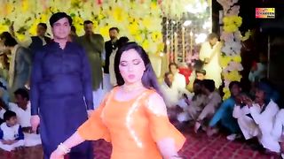 Akhiyan De Neray Neray, Mehak Malik, Dance Performance