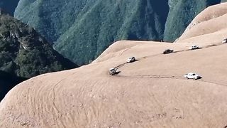 Um roteiro espetacular que passa por lugares impressionantes na altitude de Santa Catarina e Rio Grande do Sul!