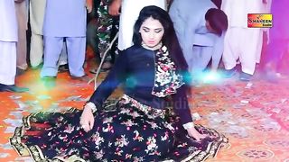 Mehak Malik Asan Banday Gharib Hain Dhola