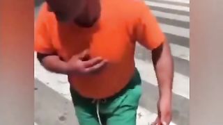 Discount Aquaman takes himself out