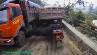 -Amazing Funny Animals! make you Laugh Pets Cats Dogs! Happy People Do Funny Stuff!-(