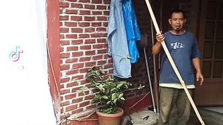 Start in video clip