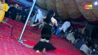 Mehak Malik Kala Chashma