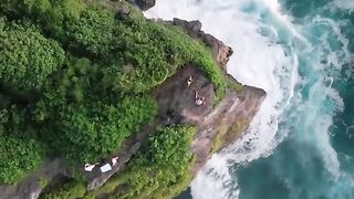 Natural video 115