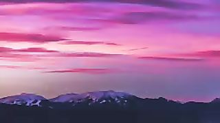 Elle Goulding- Love me like you do ( 200% volume ) lyrics 2