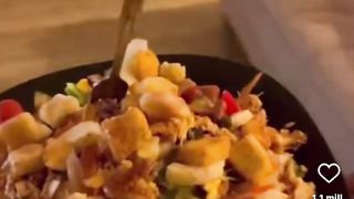 Jajajaja hambre no tiene