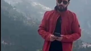 Atif javed Atif reciting his poetry