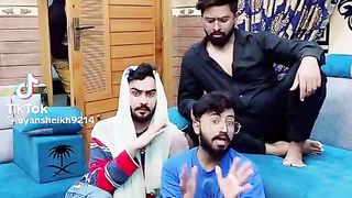 Phopho AA gai hai....