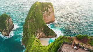 Keindahan pantai tak terduga