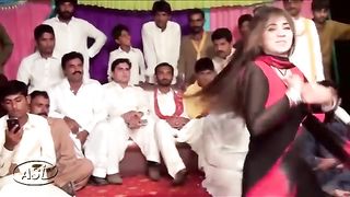 Mehak Malik latest mujra mera mahi sab khelo sohna naseboo lal