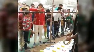 Wah kya scene hai ????