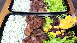 HIGH PROTEIN - Chipotle Steak Bowl????
