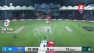 Pakistan vs England Pakistani bowler's on fire ????