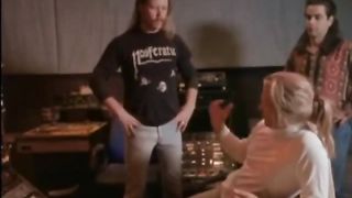 Master of Distraction | "Distract and Launch" - Mind-Boggling Feats | Fun and Astounding  | FunFM
