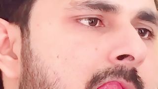 Aorat Ki Souch Kitnee Taiz Haiy