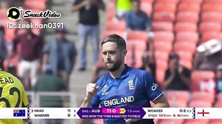 Australia 1st wicket gone