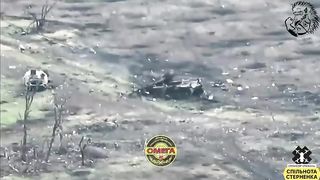 Ukraine Russia War | Ukrainian FPV Drones Target Russian Soldiers Near Destroyed Vehicle | | RCF