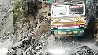 Dangerous road Nepal trip to the world dangerous road