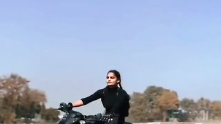 Papa's angel.vs.Maa ka magarmach#vs #bikestunts #attitudeboys #shortvideo