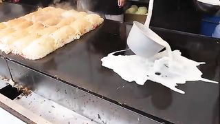 Japanese Style Egg Bacon Pancakes - Japanese Street Food