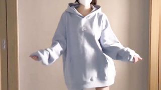 Let your friends dance